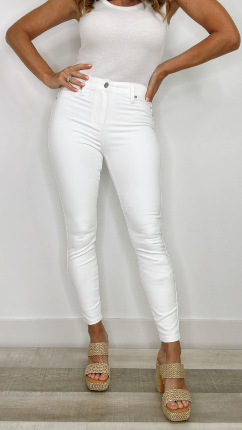 Liverpool White Madonna Cropped Skinny
