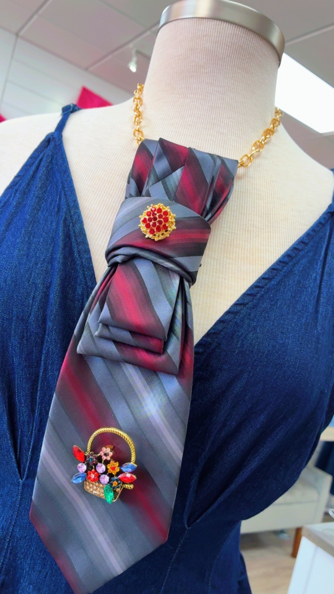 Tie Necklace | Dark Stripes