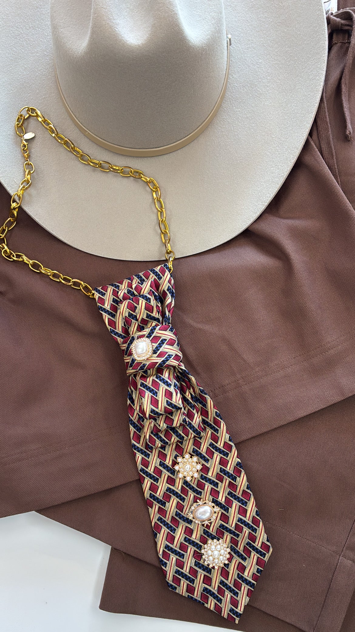 Tie-Necklace | Navy/Burgundy + Pearl Brooches
