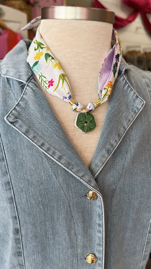 Small Vintage China Scarf Necklace (Purple/Floral)