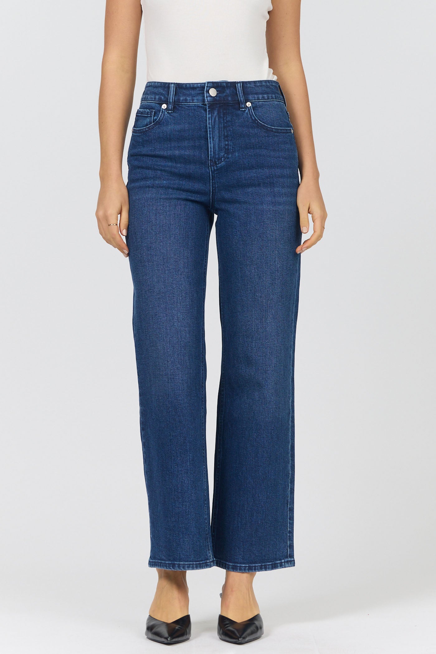 Dear John | Holly Straight in Libertas
