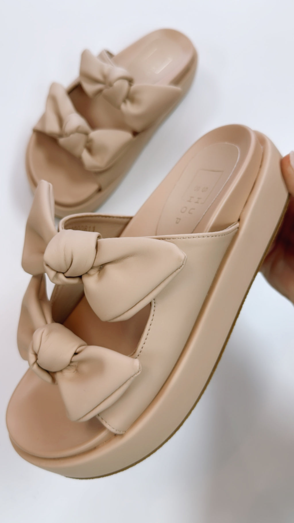 ShuShop Kiki Nude Double Knot Slide