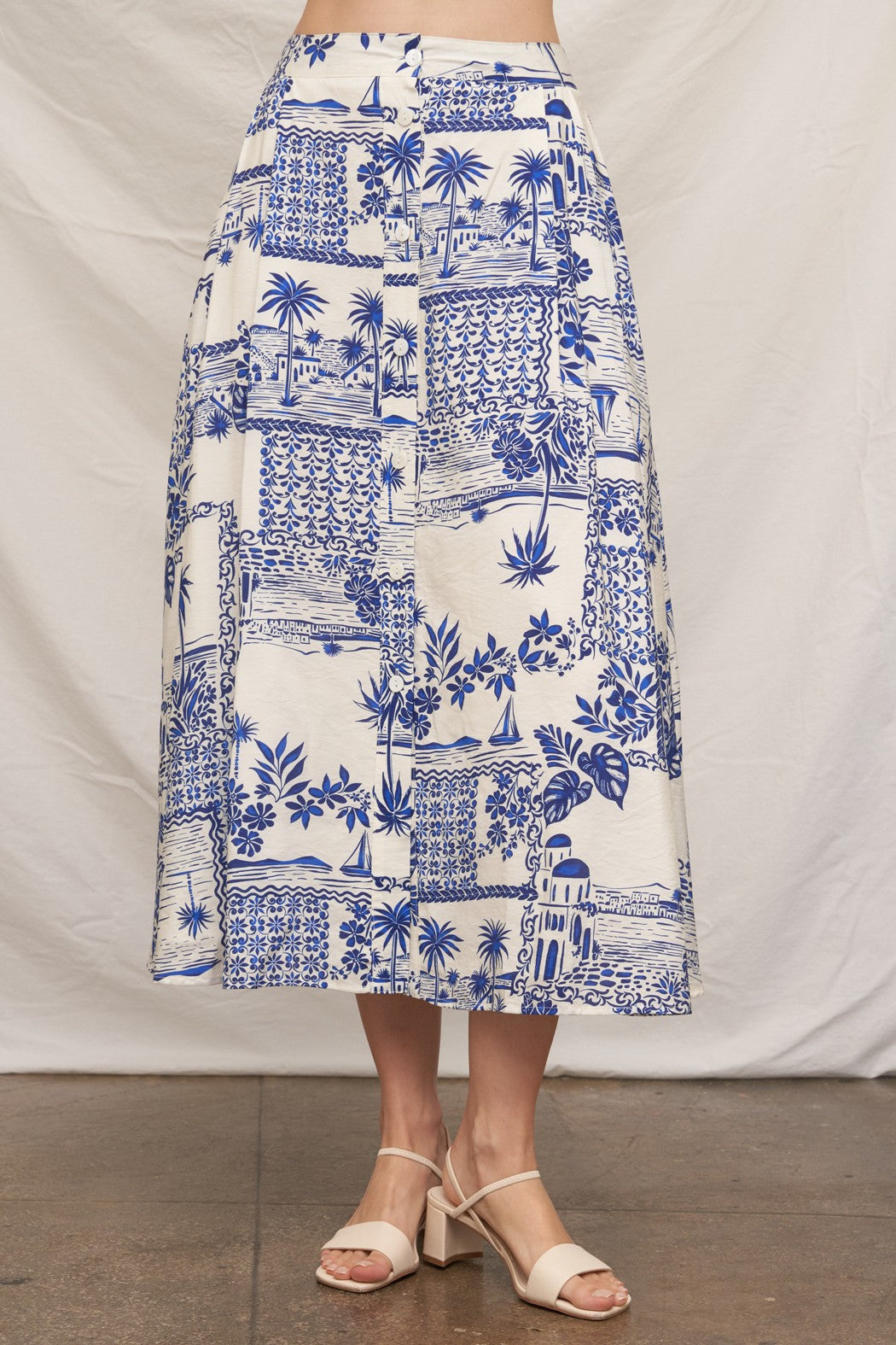 White/Blue Printed Skirt Set (1 LARGE)