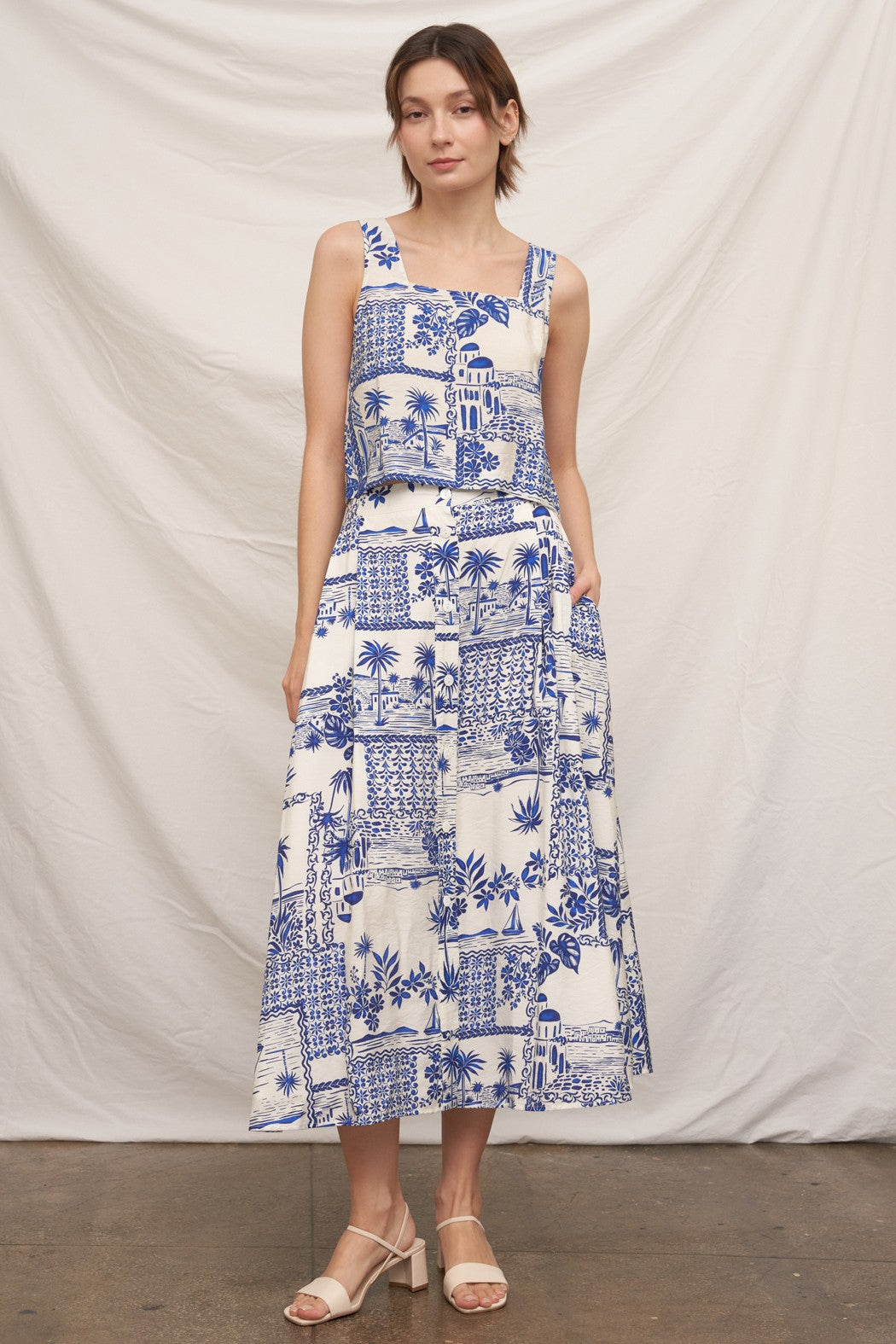 White/Blue Printed Skirt Set (1 LARGE)