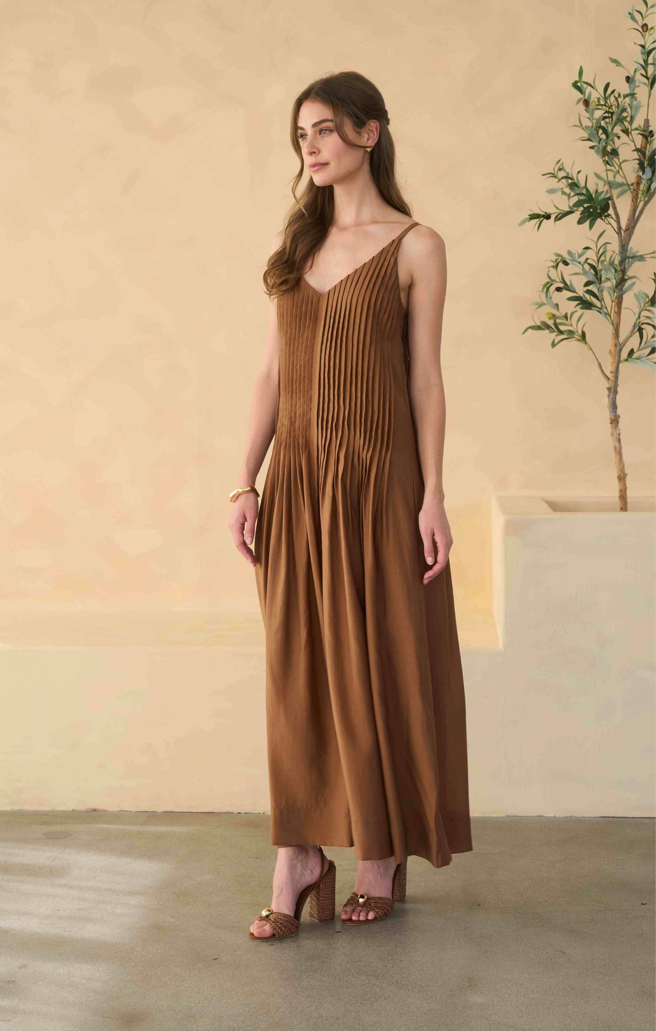 Moon River | Chocolate Pleated Detail Maxi Dress