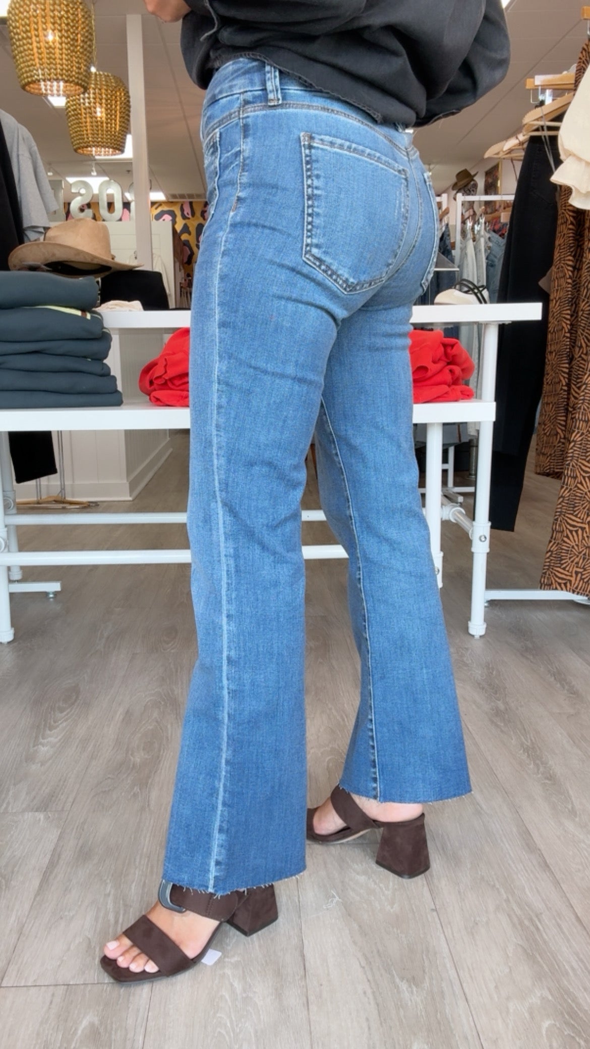 Kut | Kelsey High Rise Ankle Flare Jean in Peak