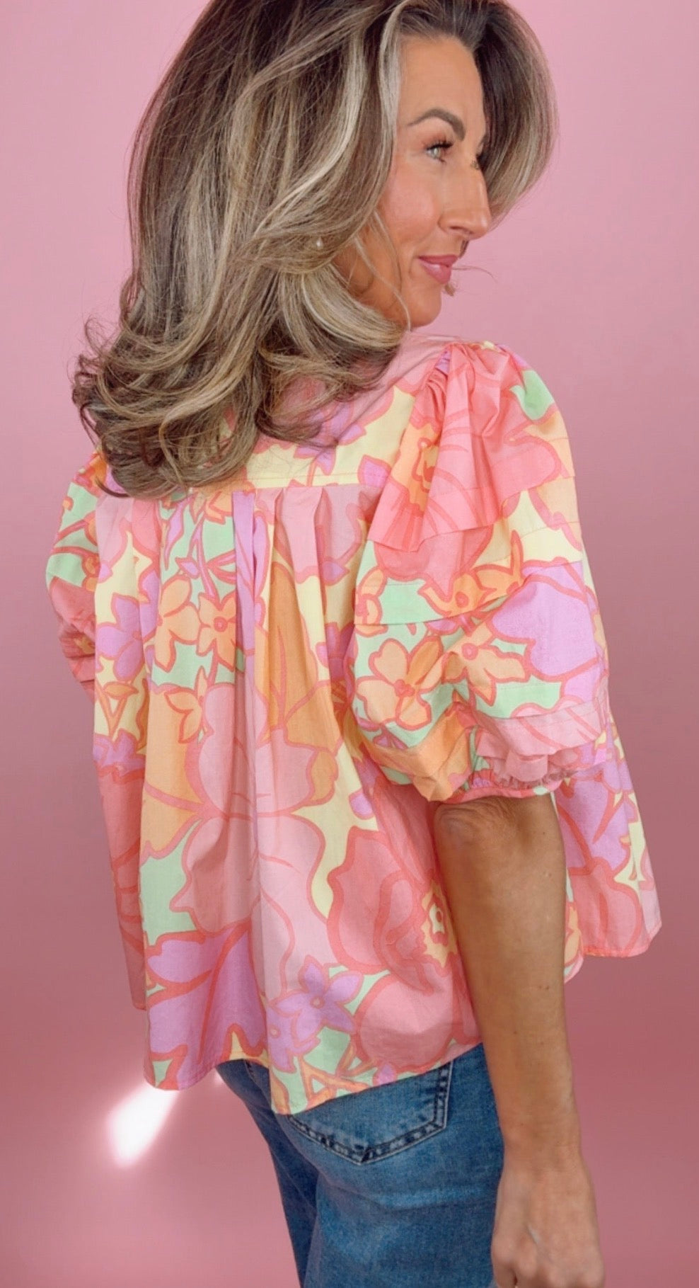 Karlie | Big Floral Pastel Pleat Slv Top (1 LARGE)