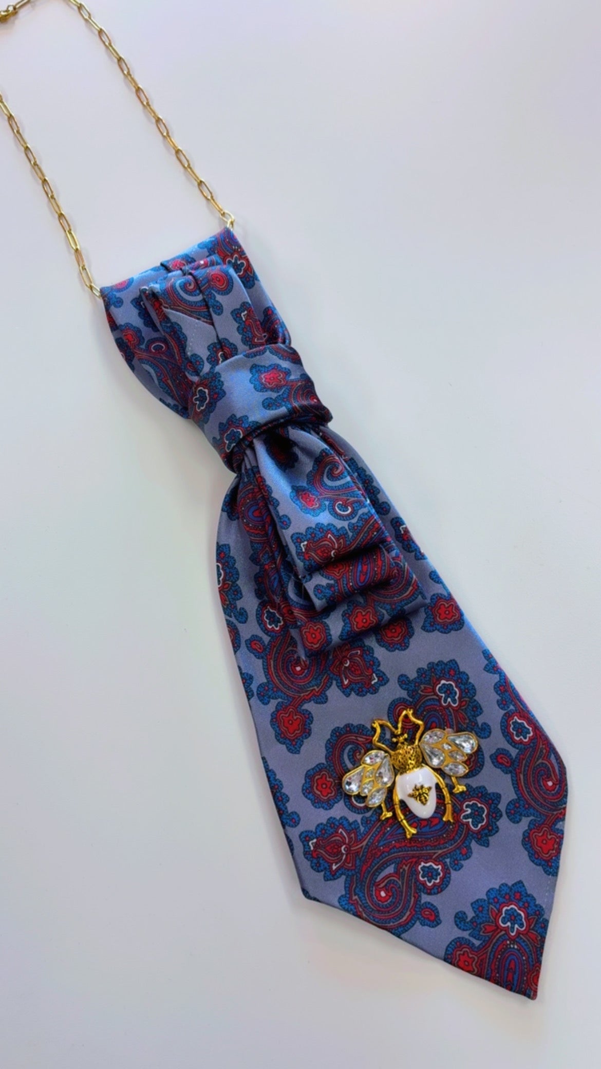 Tie Necklace w/ Brooch | Paisley/Bee