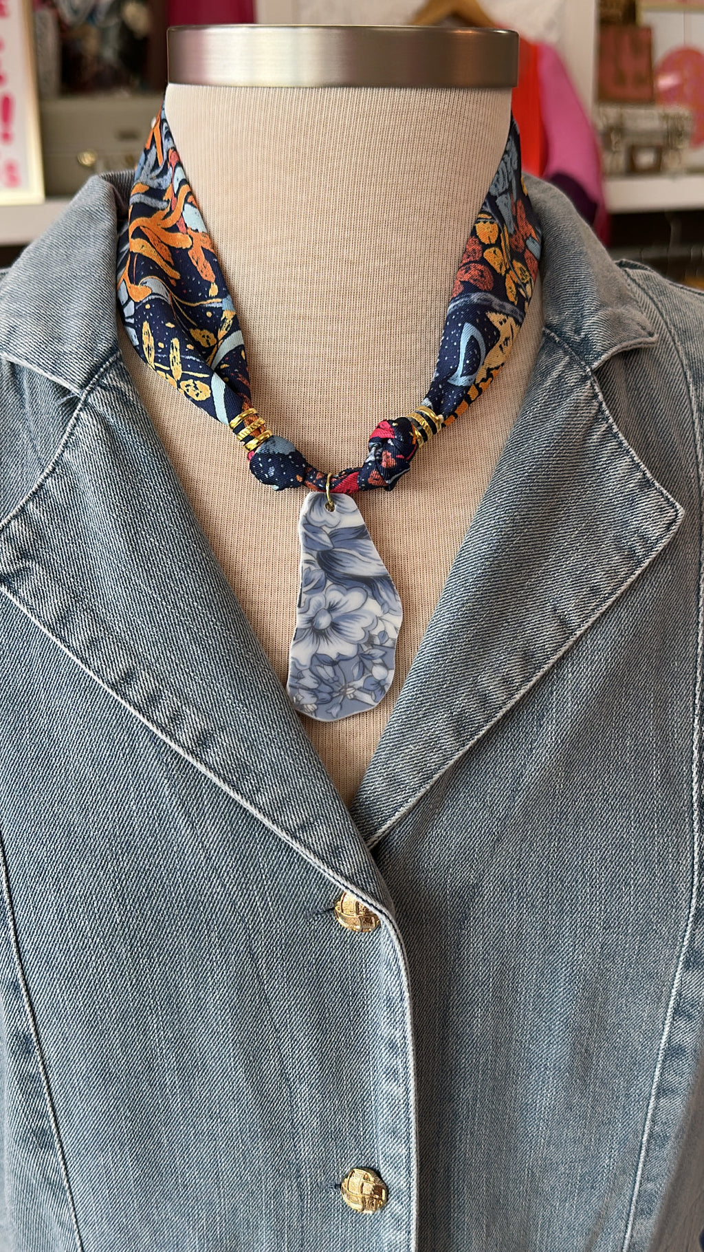 Vintage China Scarf Necklace (Blue)