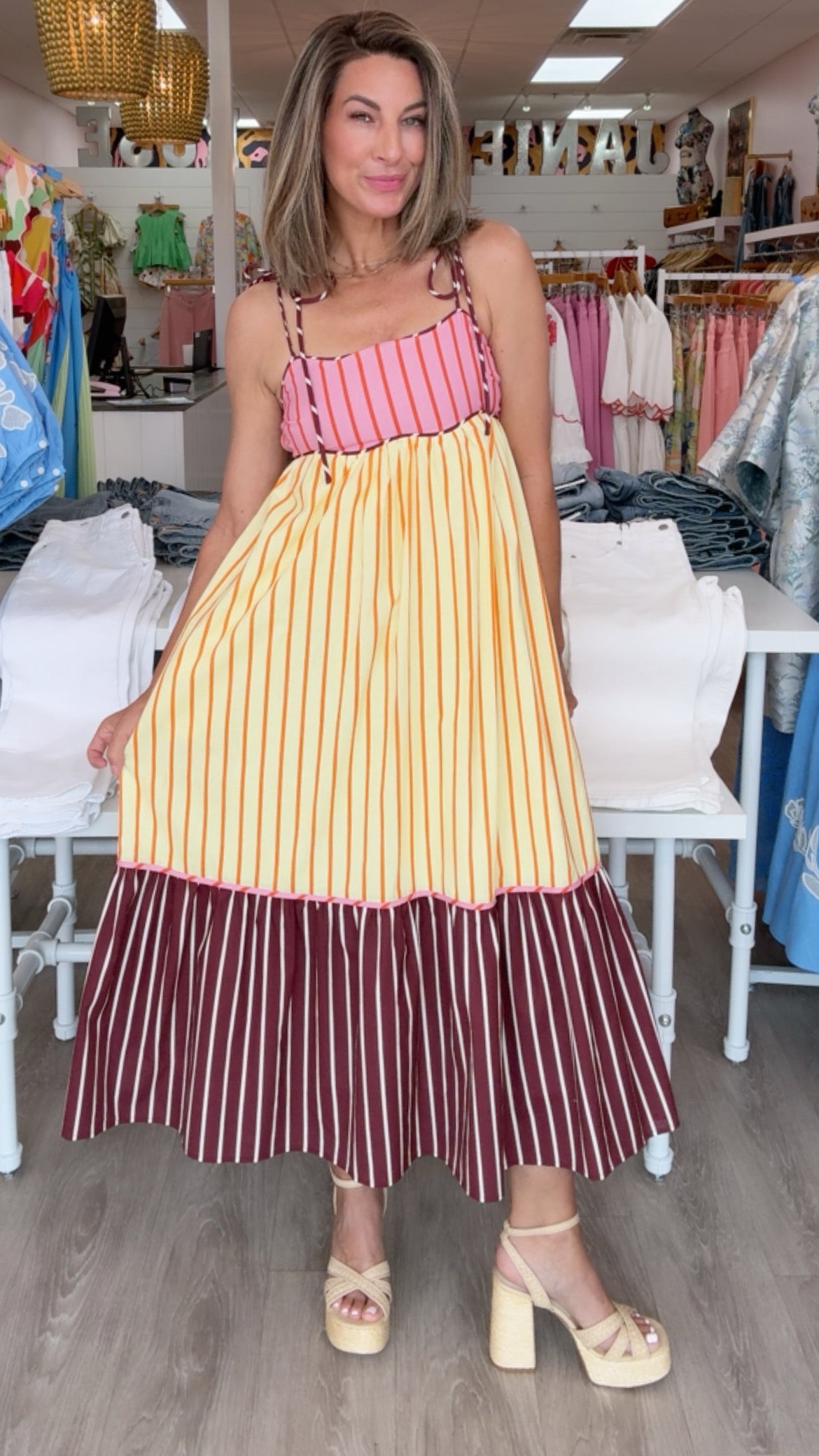 Endless Rose | Colorblock Sleeveless Midi Dress