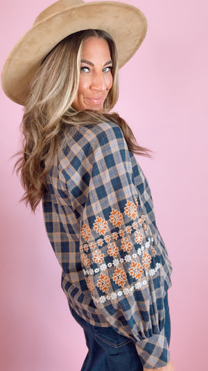 THML: Embroidered Sleeve Plaid V-Neck Top (1 XL)
