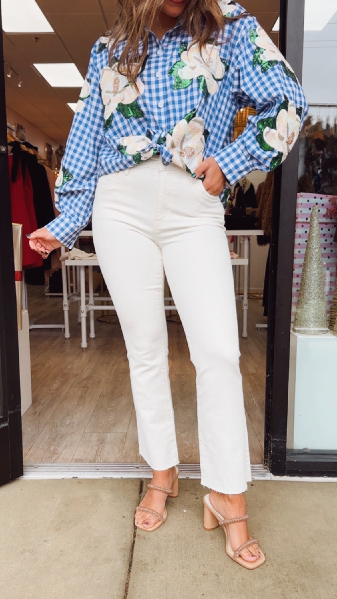 Kut Kelsey High Rise Ankle Flare in Ecru