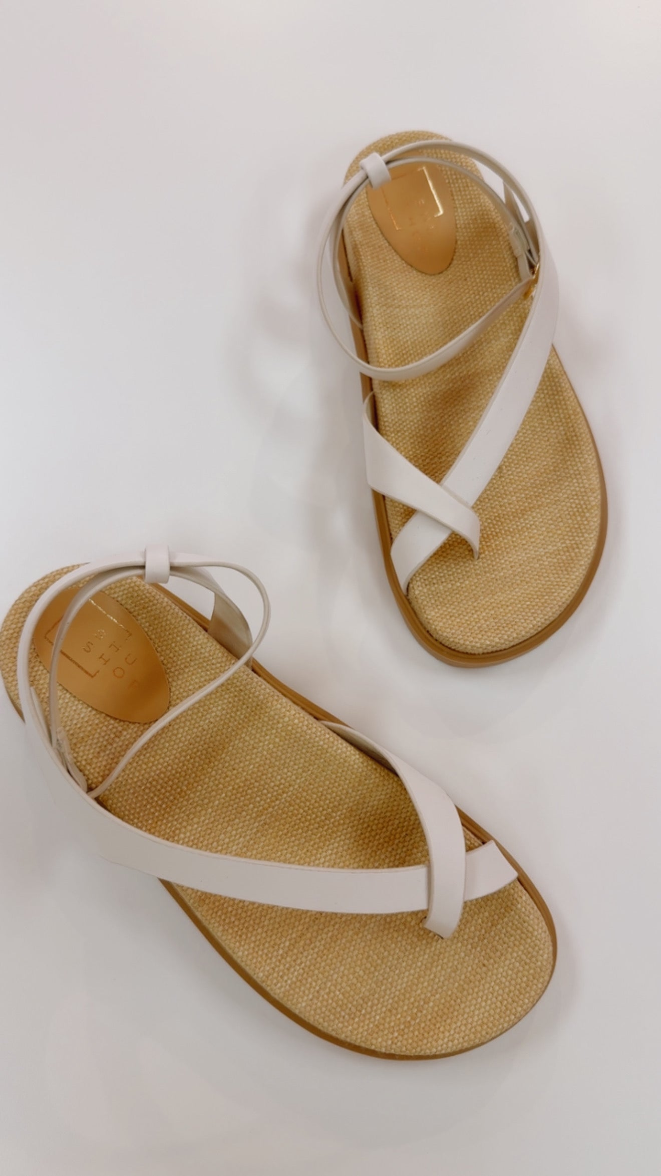Shushop | White Berry Sandal
