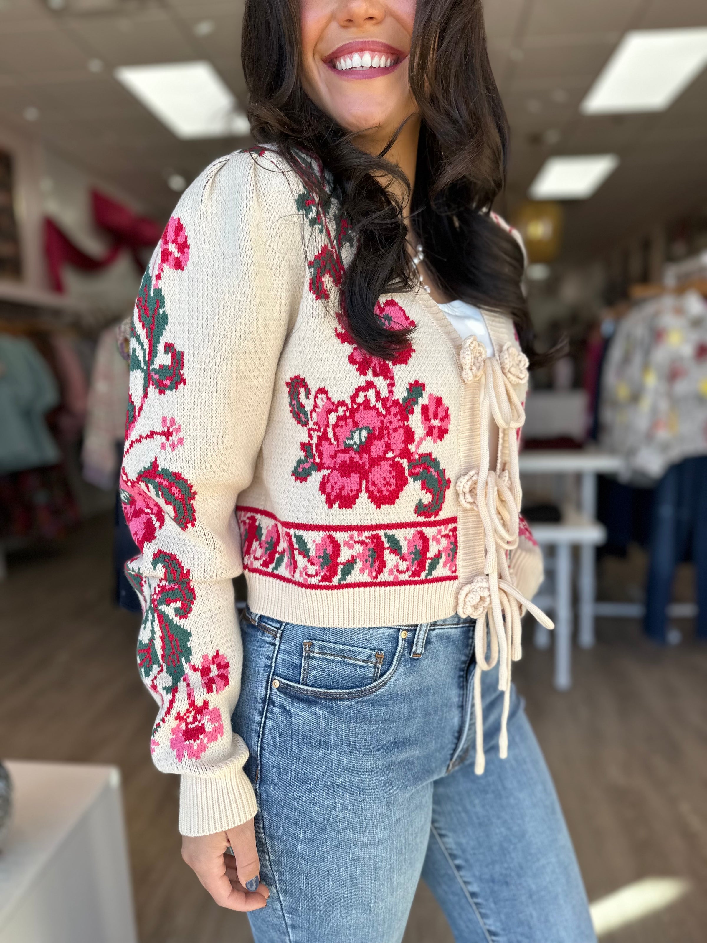 Floral Knit Tie Cropped Sweater Cardigan in Ivory (1 LARGE)