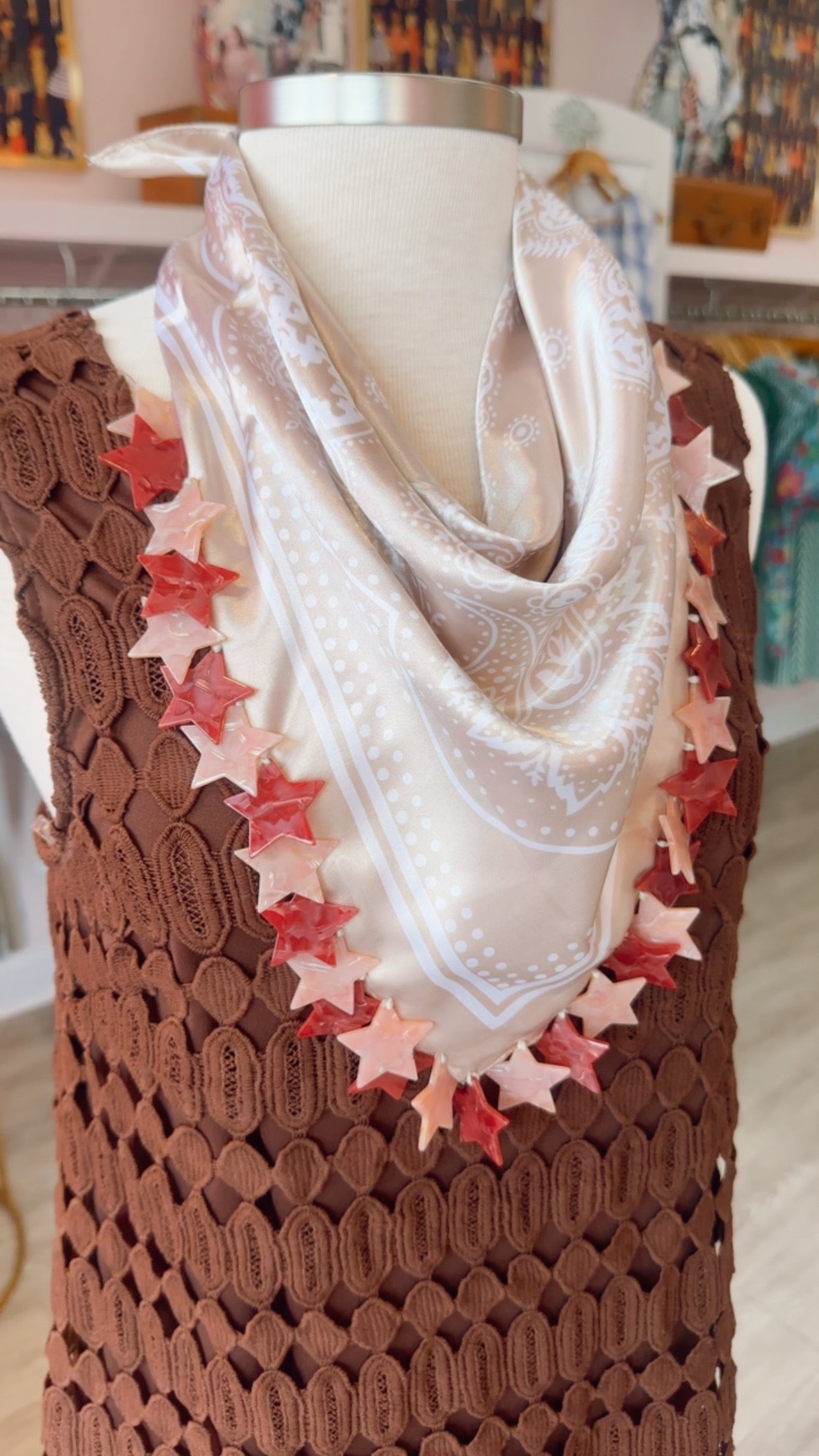 Bandana w/ Maroon Star Trim