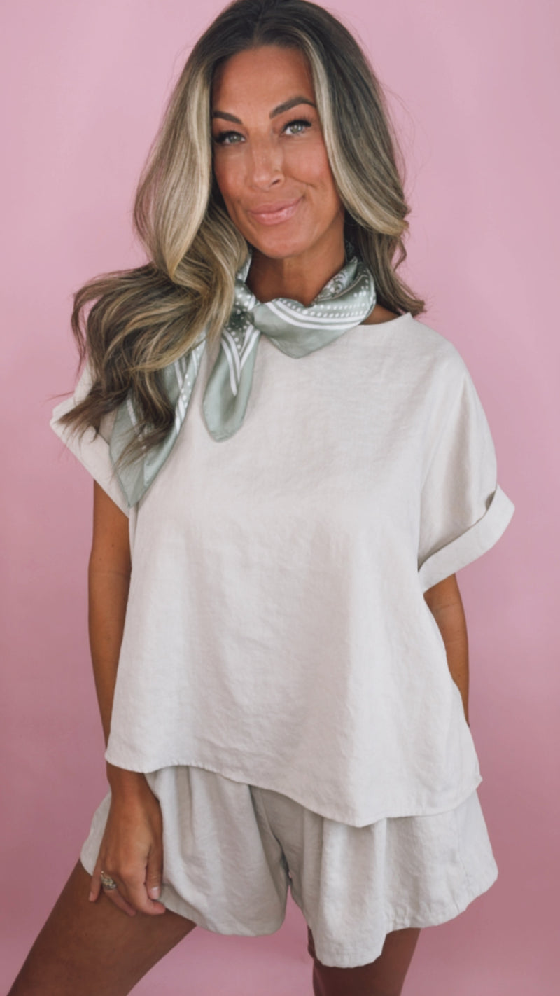 Taupe Relaxed Fit Top And Shorts Two Piece Set