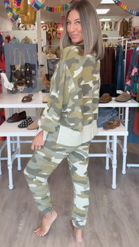 Dear John | Camo Trenton Sweatshirt