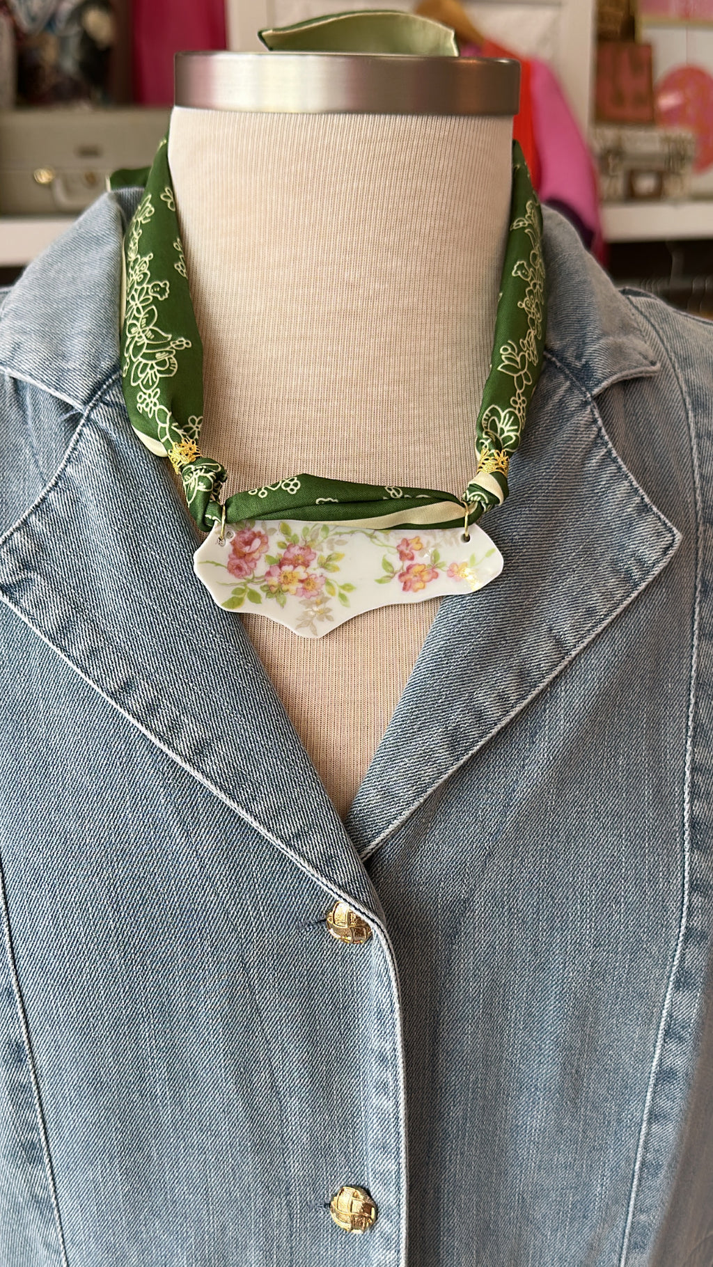 Vintage China Scarf Necklace (Green)