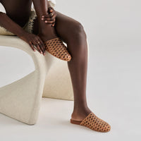 Dolce Vita Ginna Whiskey Jelly Flats