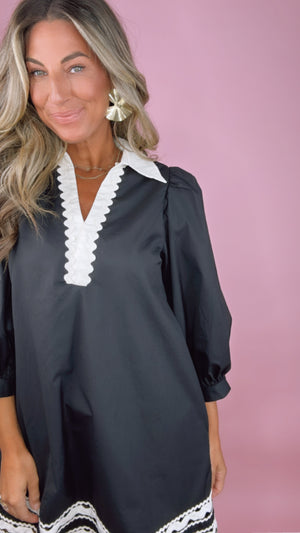 Black Cream V-Neck Scallop Trim Dress (1 SMALL)