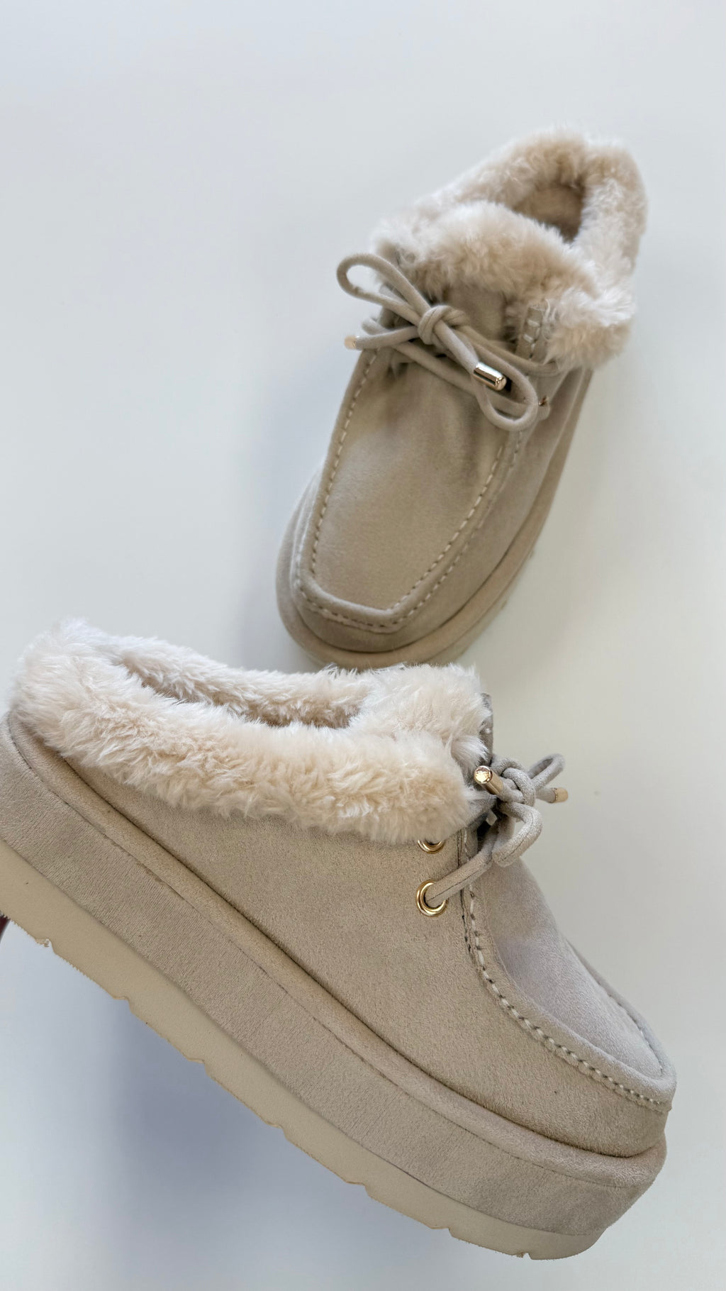 Shushop Tulsa Bone Suede Platform Slide