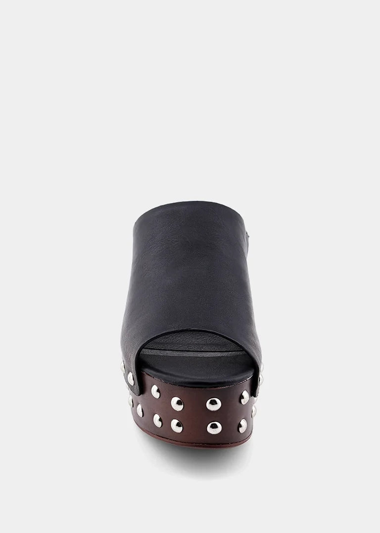 ShuShop | Black Holly Studded Clog
