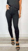 Liverpool Gia Pull On Ankle Skinny in Black Rinse