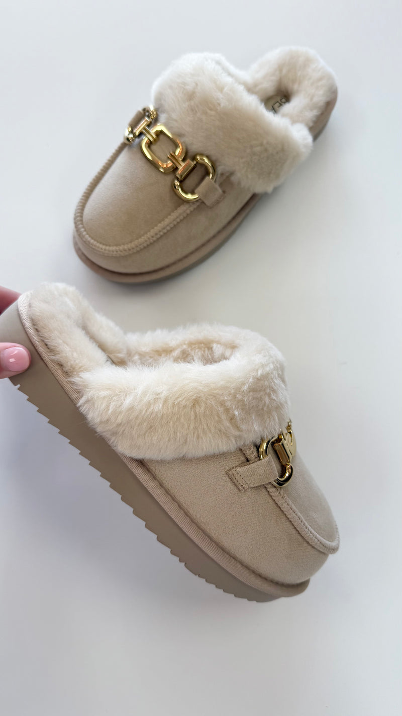 Matisse Natural Fuzzy Davos Mule