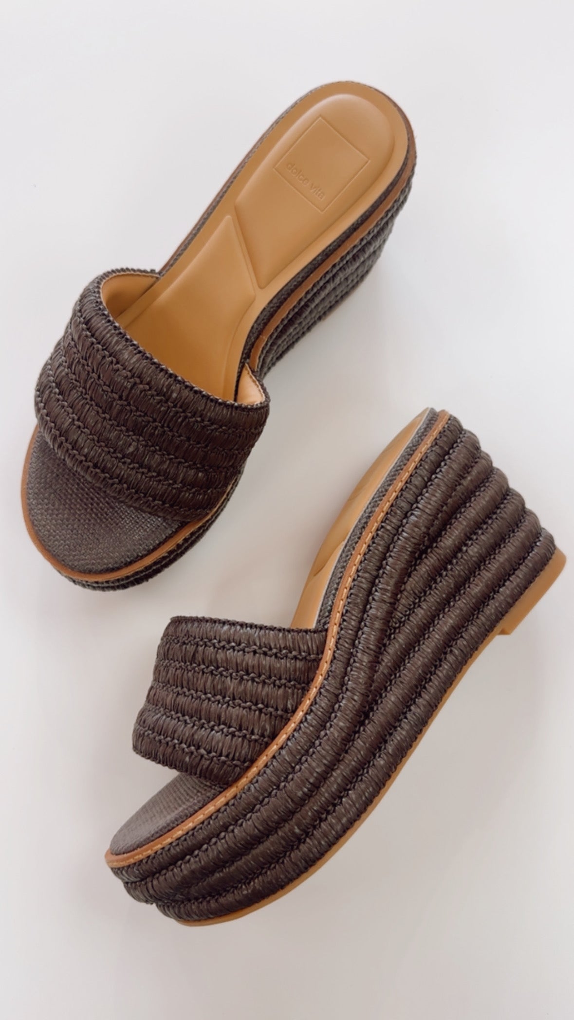 Dolce Vita Throne Wedge in Chocolate Raffia