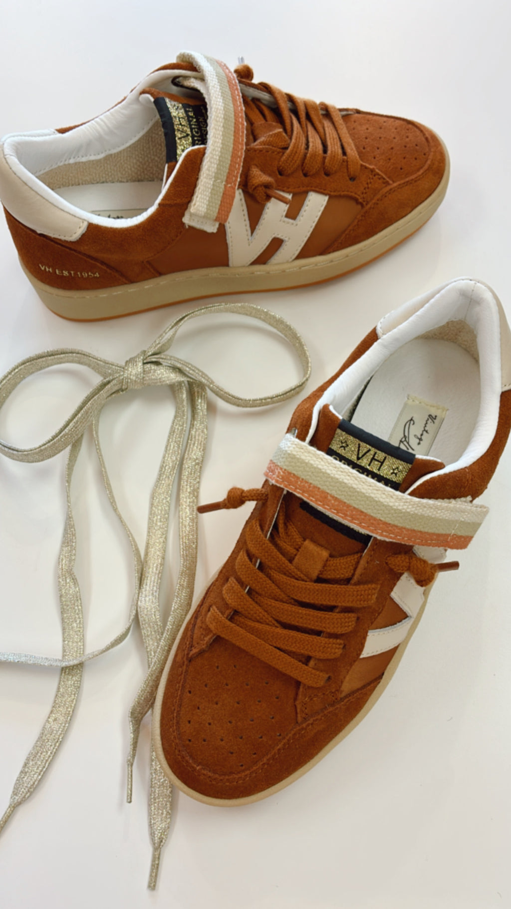 Vintage Havana Next Chestnut Suede Sneaker
