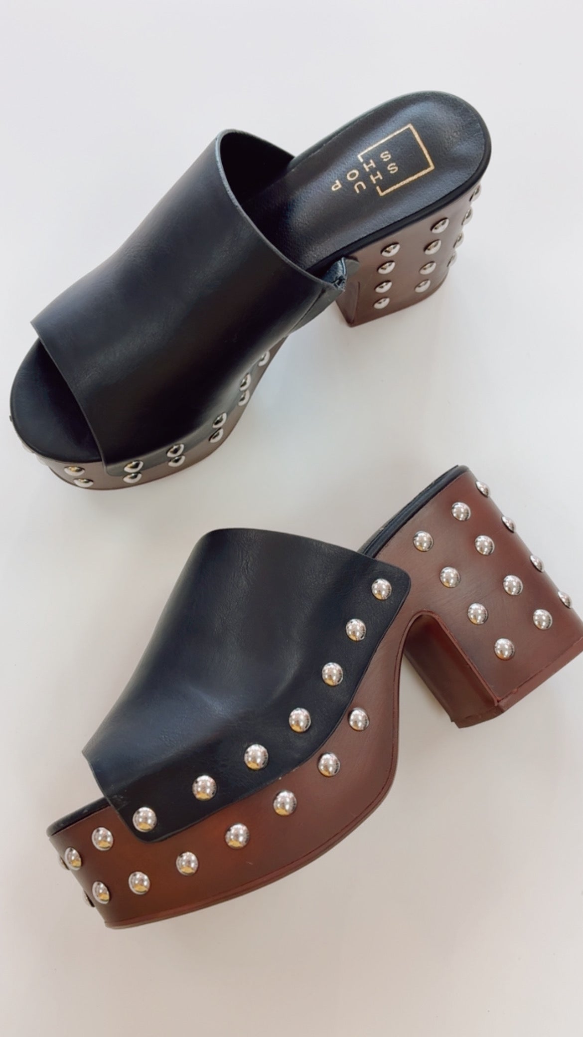 ShuShop | Black Holly Studded Clog