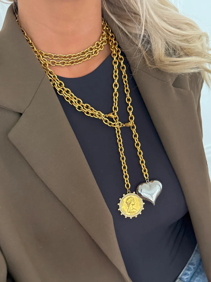 Chansuttpearls | Two-Toned Heart Necklace