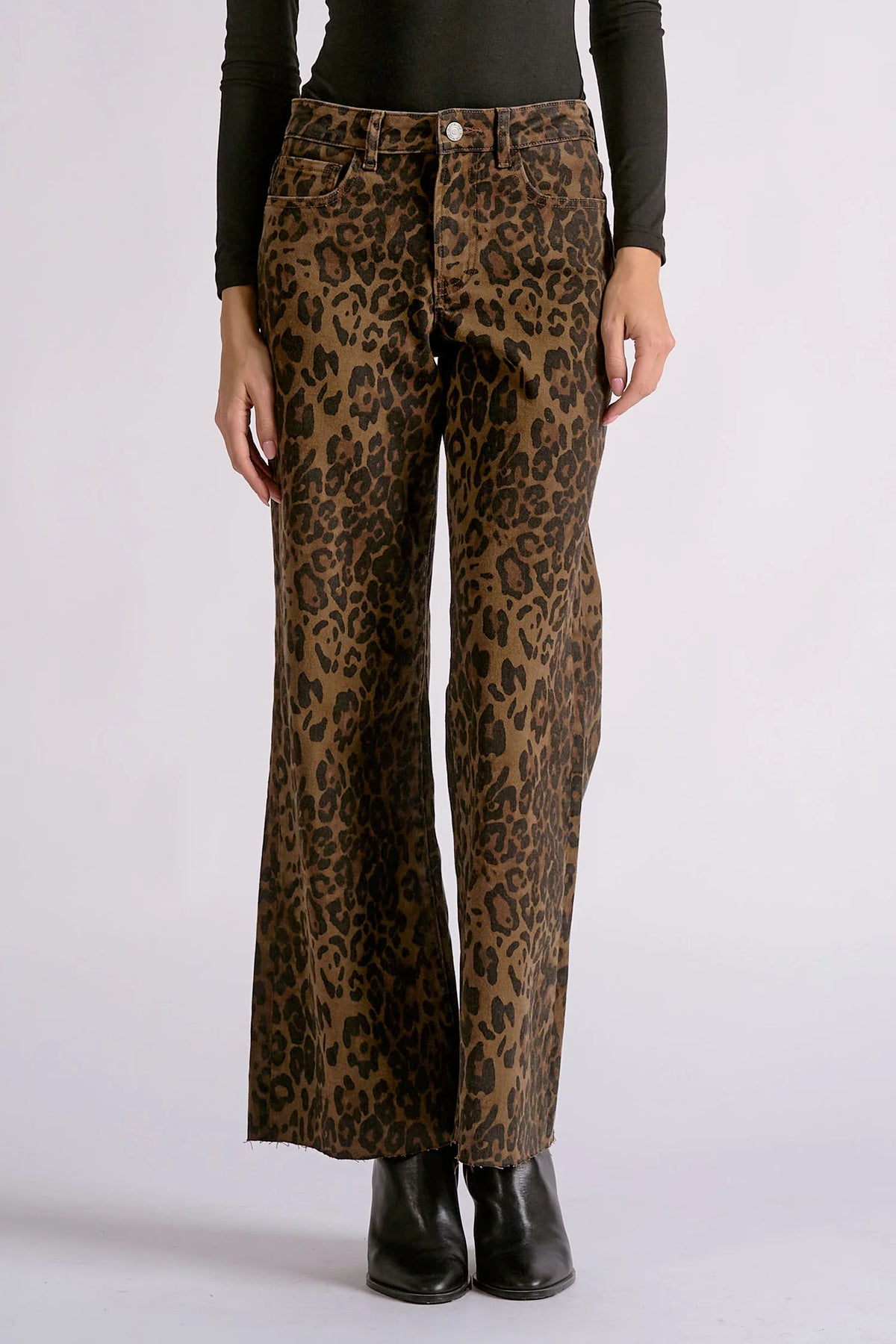 Elan | Cheetah Print Jean