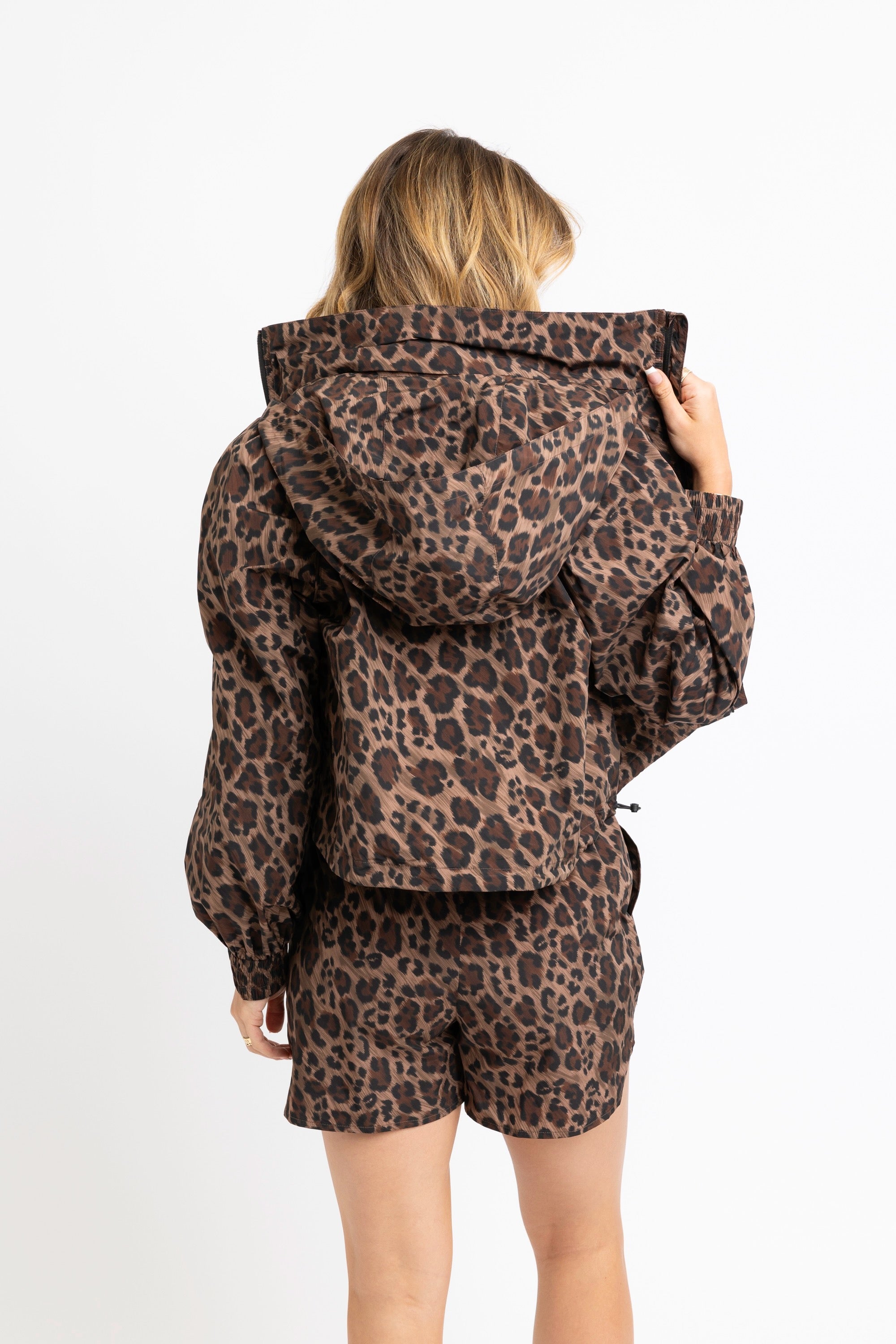 Karlie | Leopard Kourt Performance Jacket (1 LARGE)