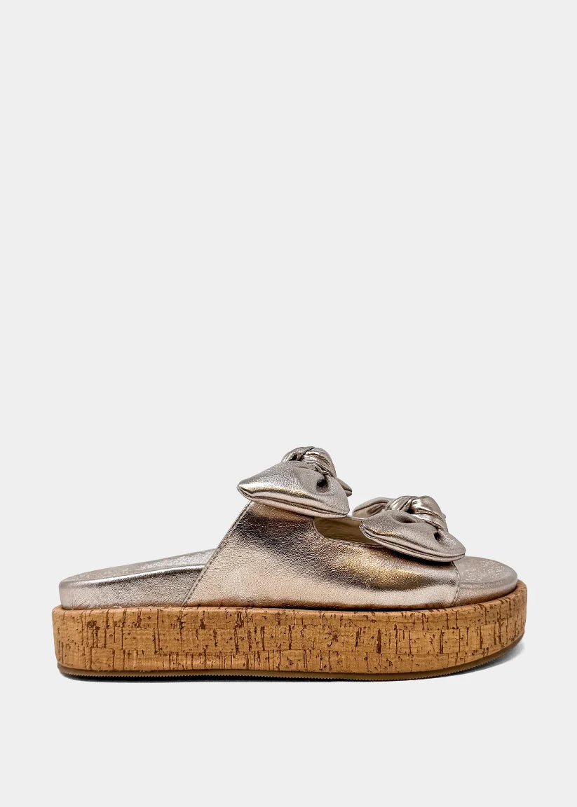 ShuShop | Golden Kiki Sandal