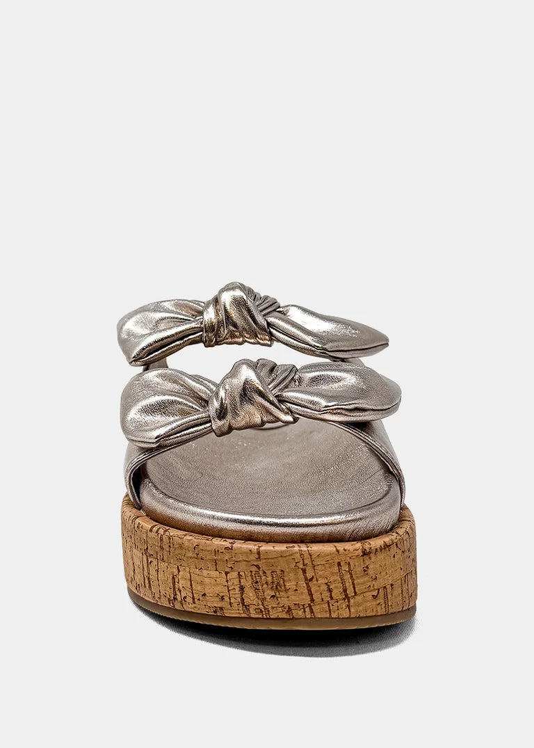 ShuShop | Golden Kiki Sandal