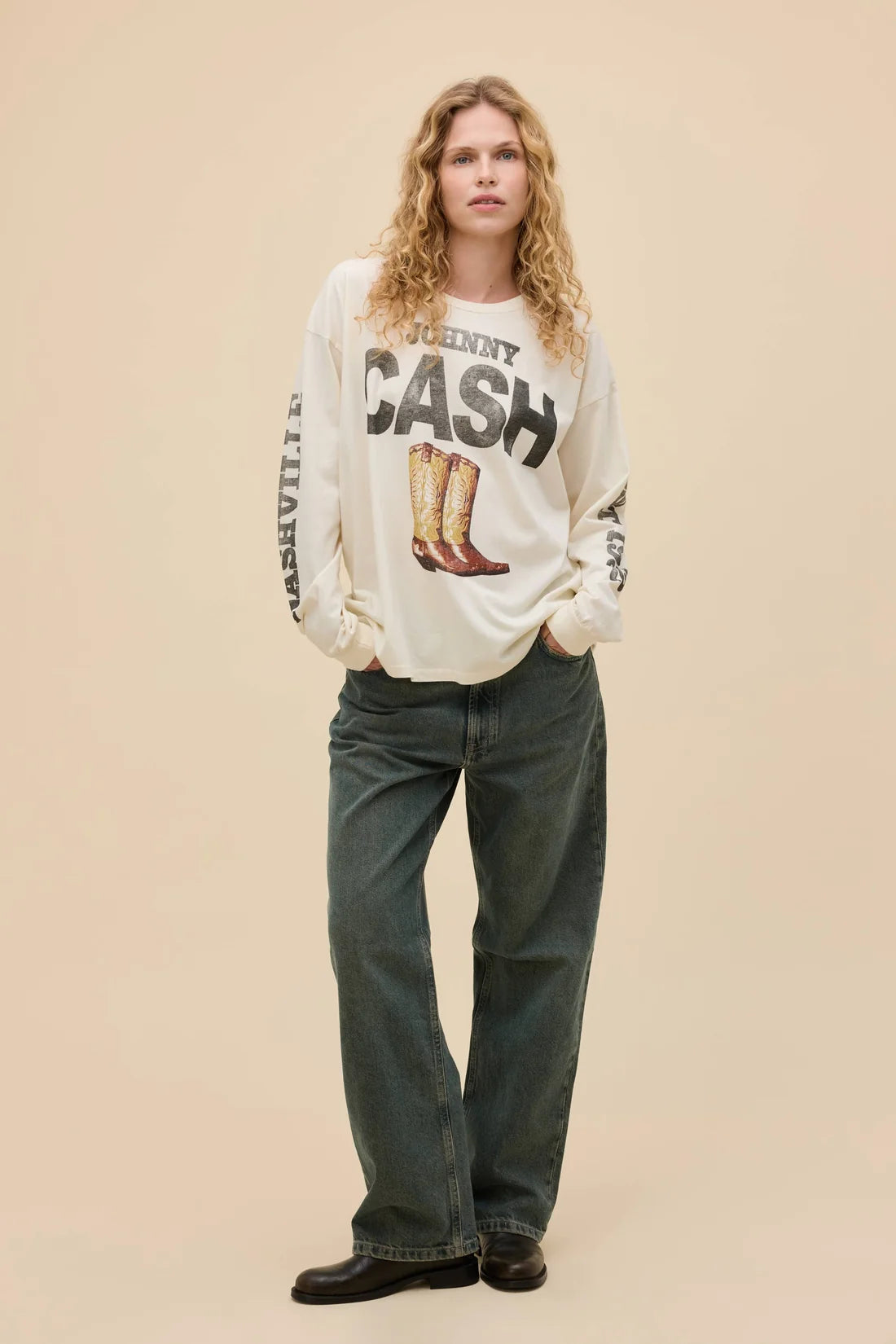 Daydreamer | Johnny Cash 1932 Boots Merch Tee