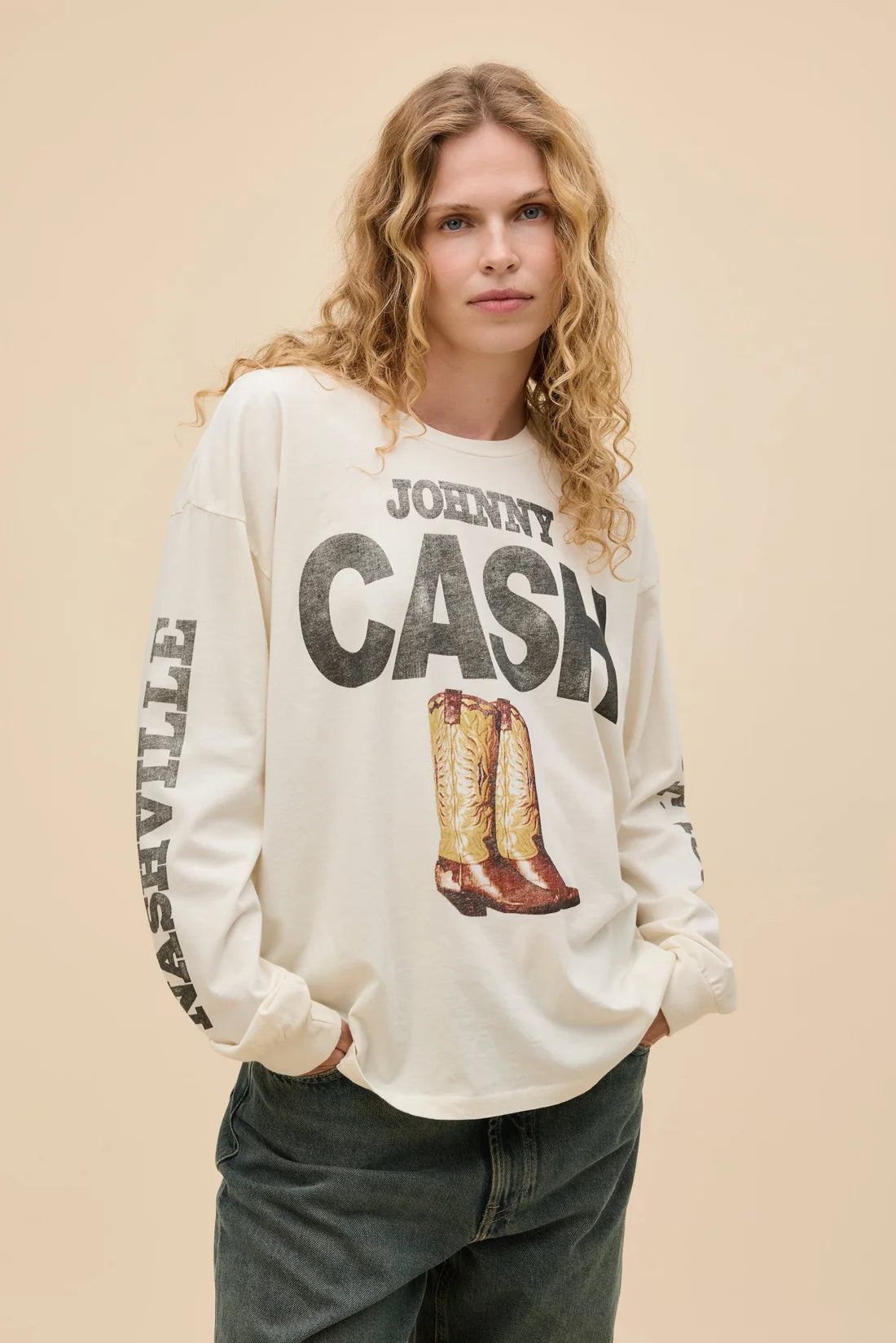 Daydreamer | Johnny Cash 1932 Boots Merch Tee