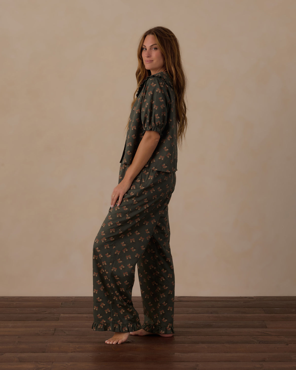 Rylee + Cru | Pajama Set in Evergreen Bouquet