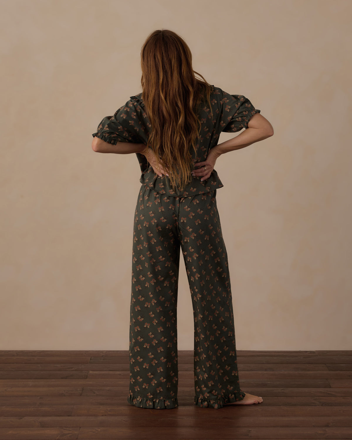 Rylee + Cru | Pajama Set in Evergreen Bouquet