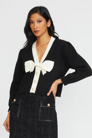 Stellah NYC Black Contrast Bow Sweater