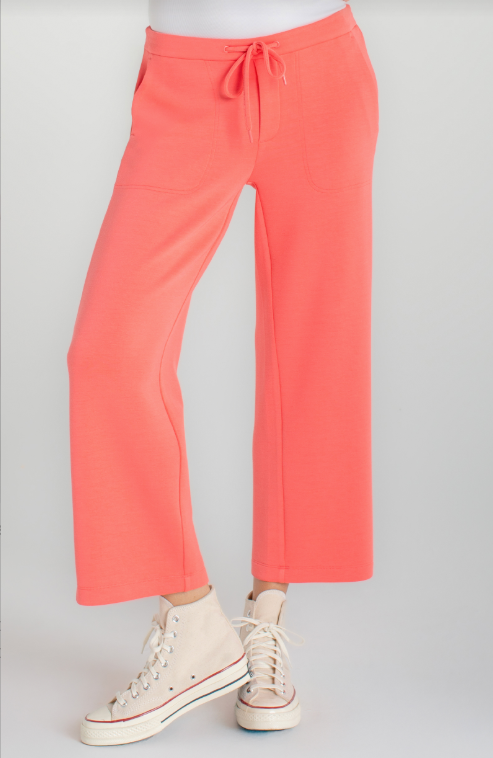 Liverpool | Pull on Wide Leg Crop in Sunset Coral (1 LARGE)
