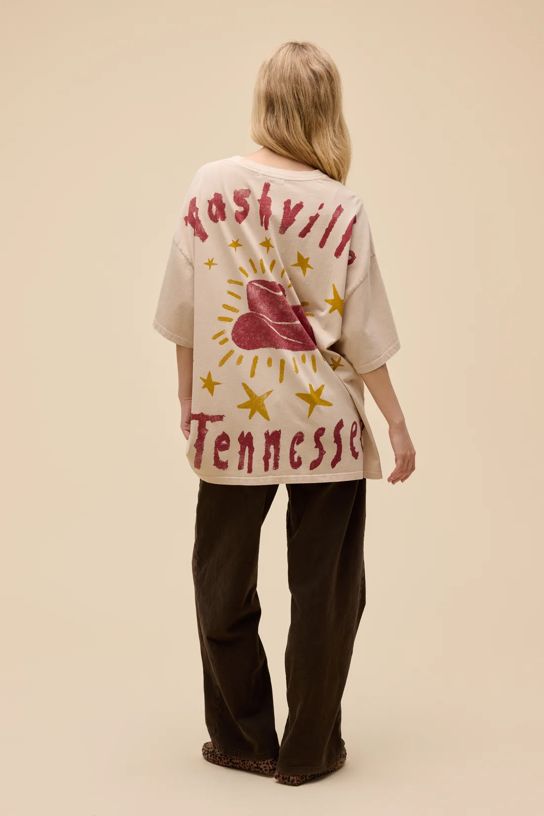 Daydreamer | Tea Color Johnny Cash Doodle One Size Tee