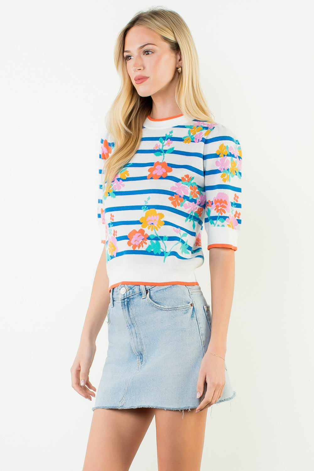 THML Short Sleeve Floral Knit Top (1 XS)