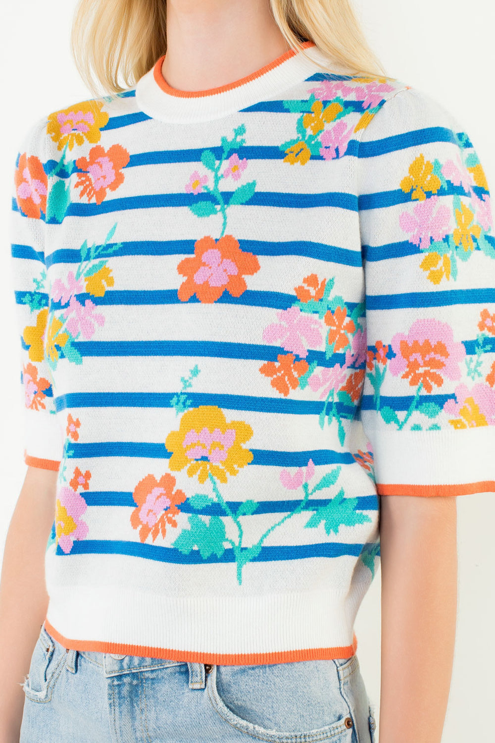 THML Short Sleeve Floral Knit Top (1 XS)