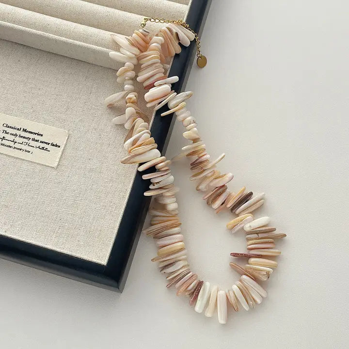 Irregular Shell Choker Beaded Necklace
