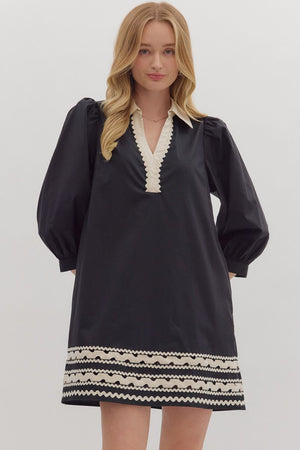 Black Cream V-Neck Scallop Trim Dress (1 SMALL)