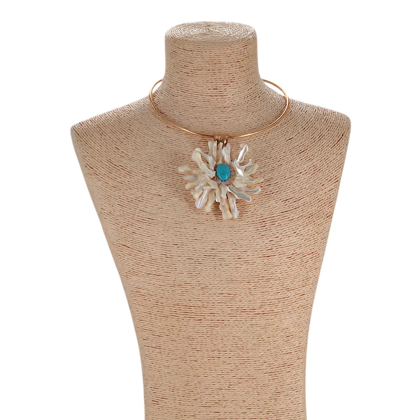White Chunky Shell Flower Necklace