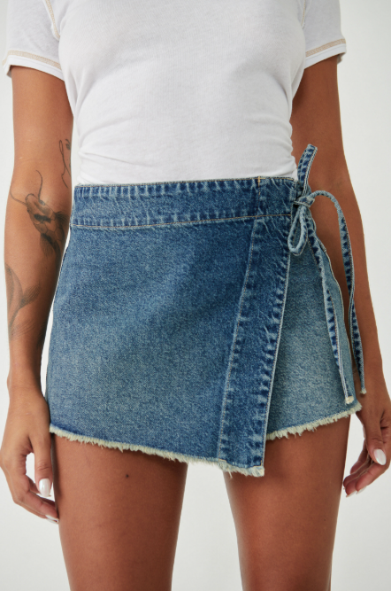 Free People | Misty Blue Emmy Denim Skort (1 SIZE 10)