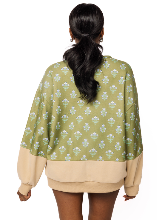 Queen of Sparkles | Mahjong Table + Chairs Sweatshirt